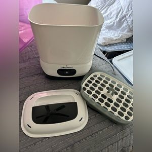 Baby Brezza 4 in 1 Baby Bottle Sterilizer Machine
